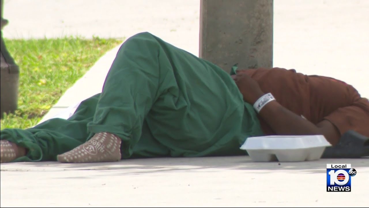 New law targeting homeless sleeping in public takes effect in October