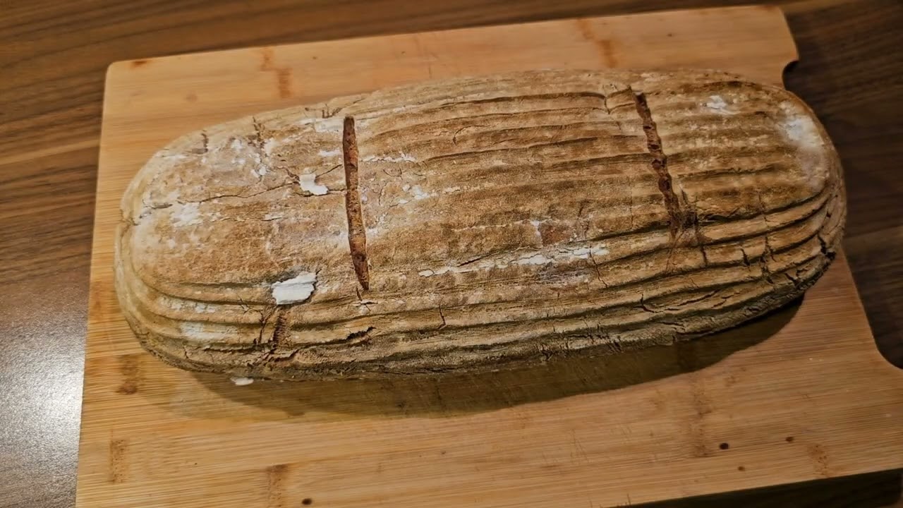 Brot backen einfach und simpel mit dem Gärkörbchen. Mischbrot mit Natur,- oder Supermarktsauerteig ?