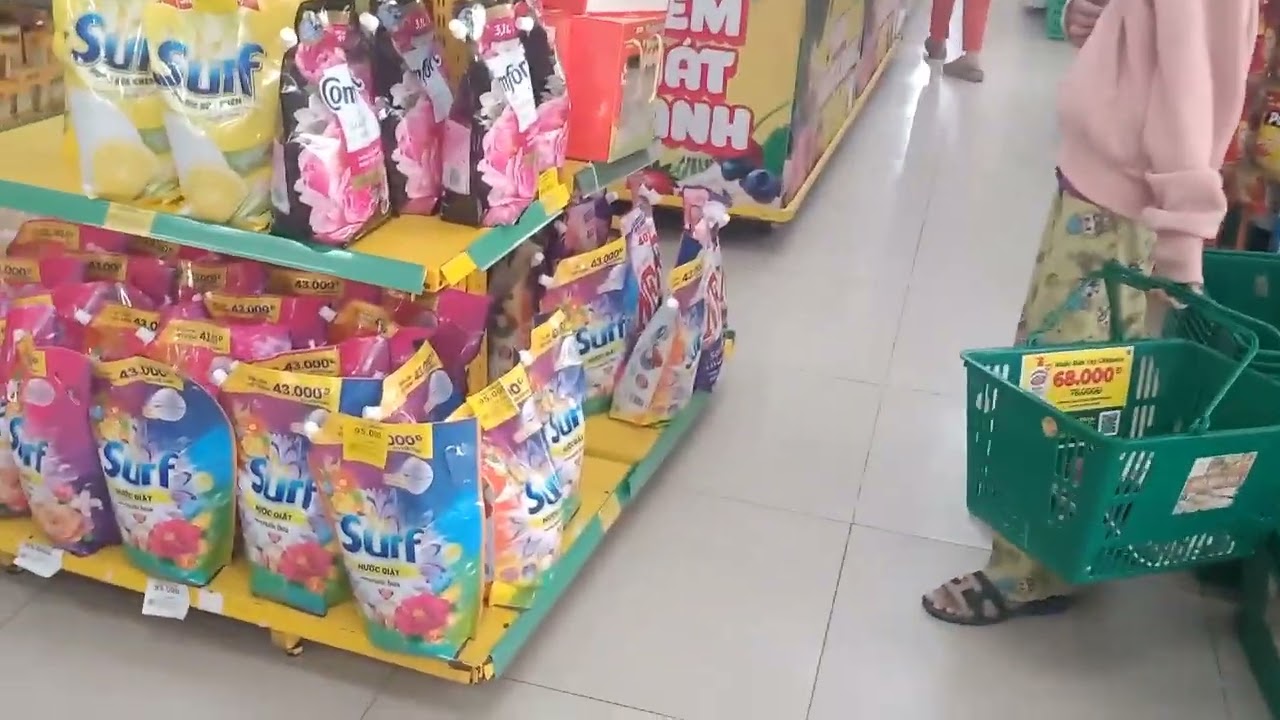 Áo cưới Diễm Trân chúc các bạn vui vẻ