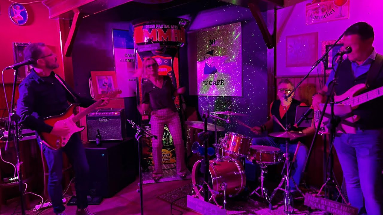 De SPONTAAN band in café de zak
