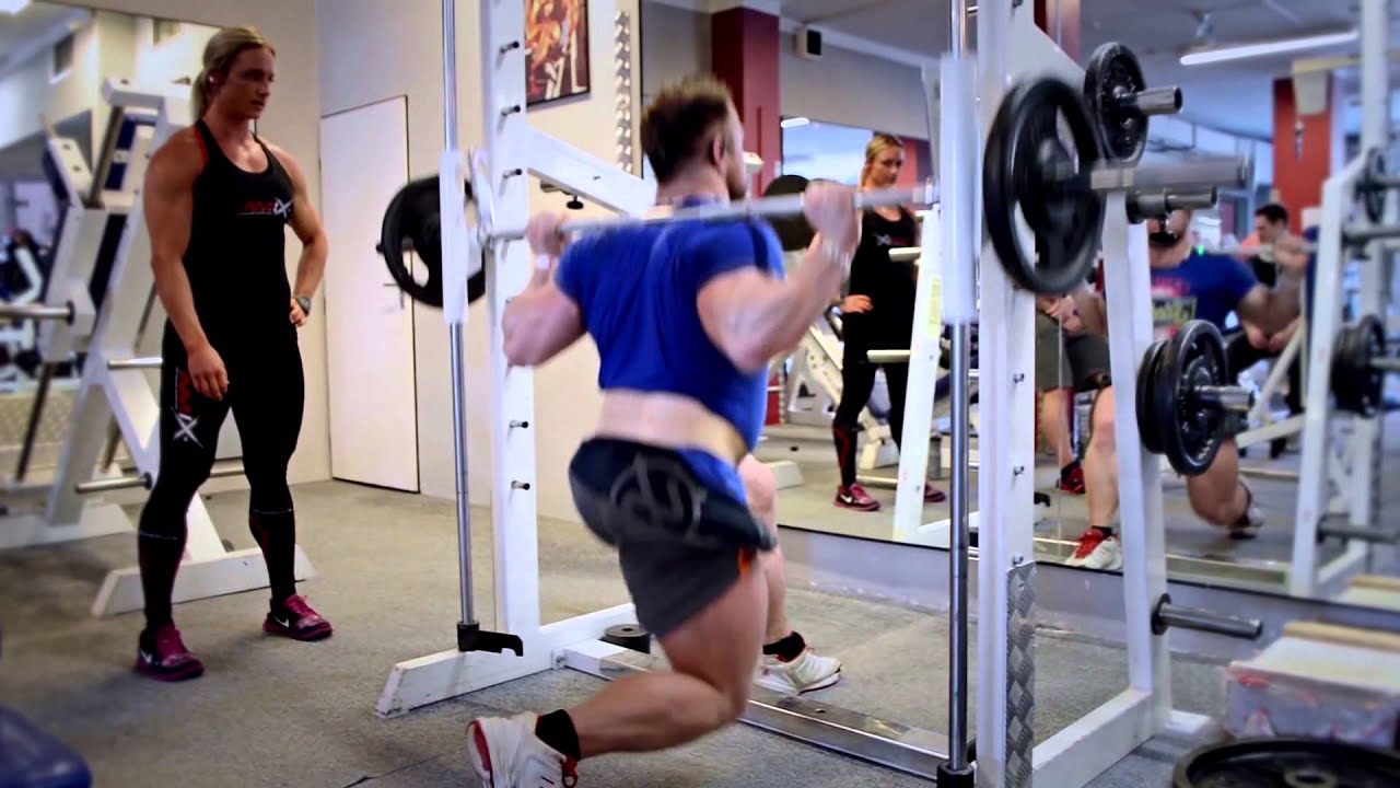 Filip Grznár,Pavel Beran vs Katka Kyptová - Nohy