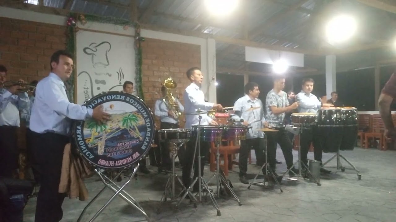 los sabanales , al estilo de la banda renovacion filarmonica