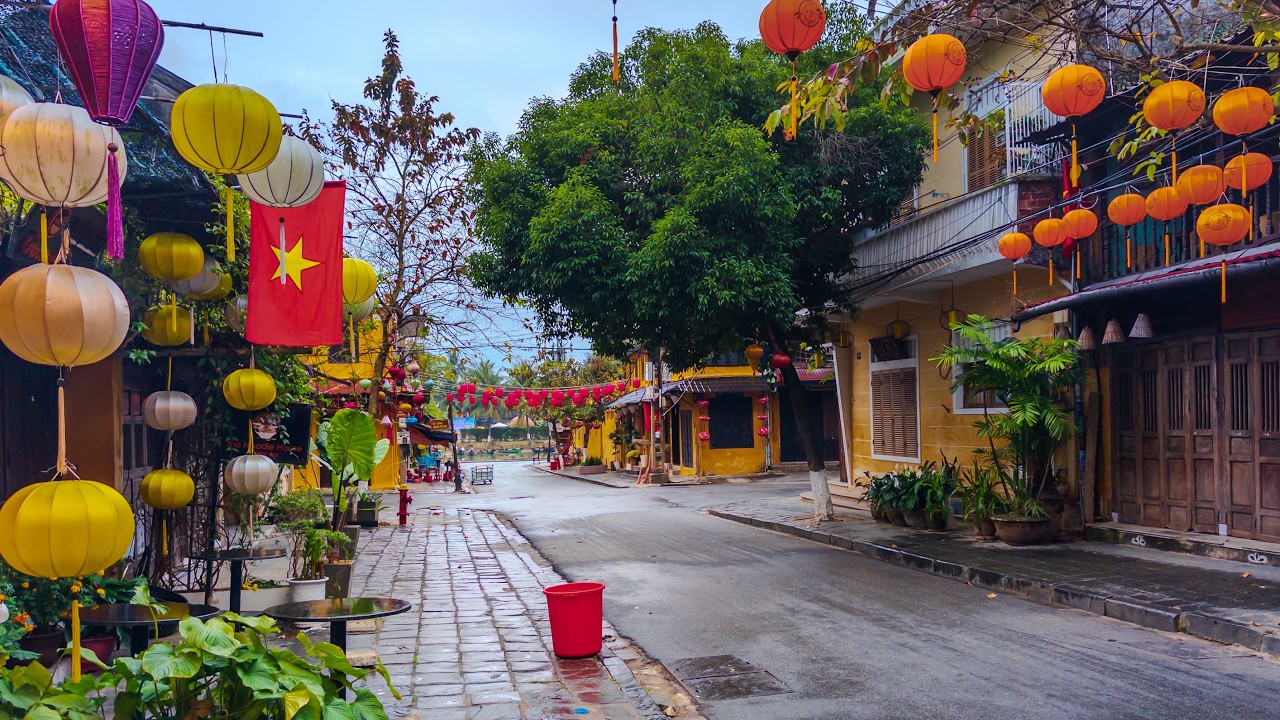 Early Morning Walk through Old Trading Town | Hoi An, Vietnam