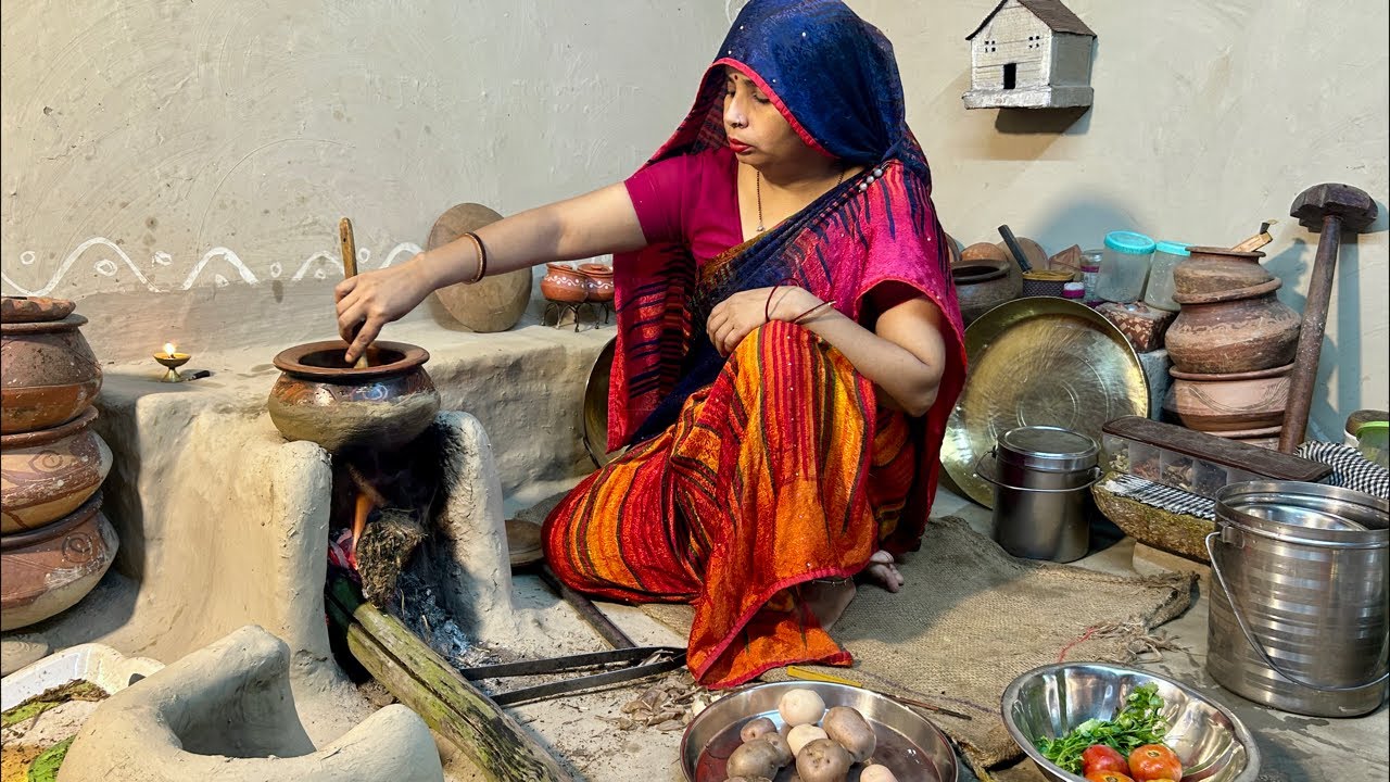 चूल्हे पर बिना लहसुन प्याज की सब्जी पूरी #villagefood #livecooking