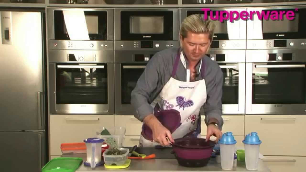 Семга с овощами под белым соусом