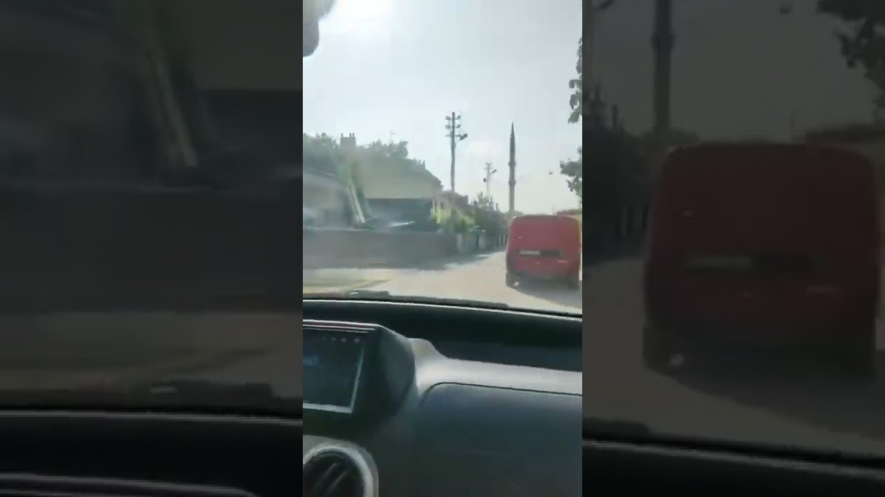 &uuml;nal baba bu ne yapar ya bu napar ya araba suruyor