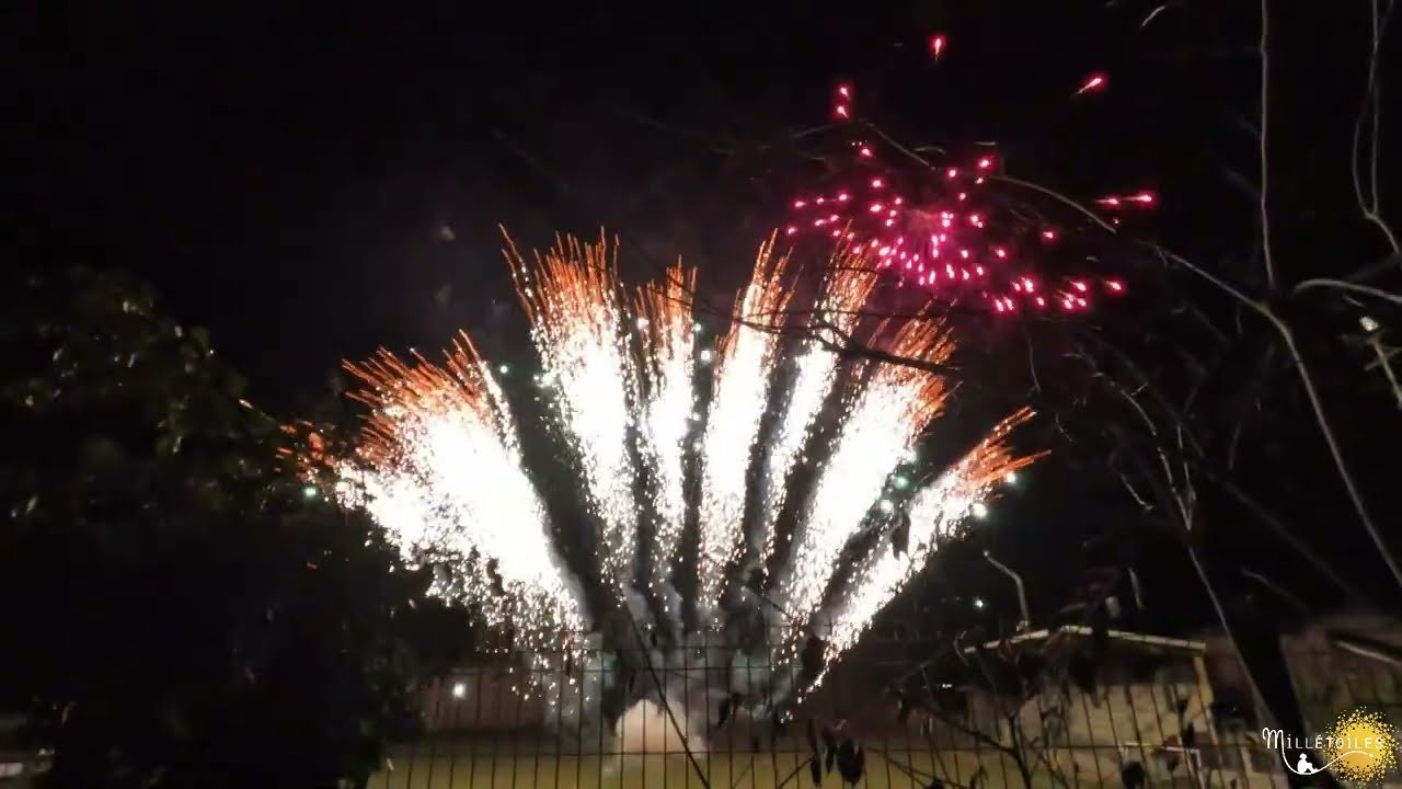 Un feu d’artifice de Noël intense et émouvant à Oraison