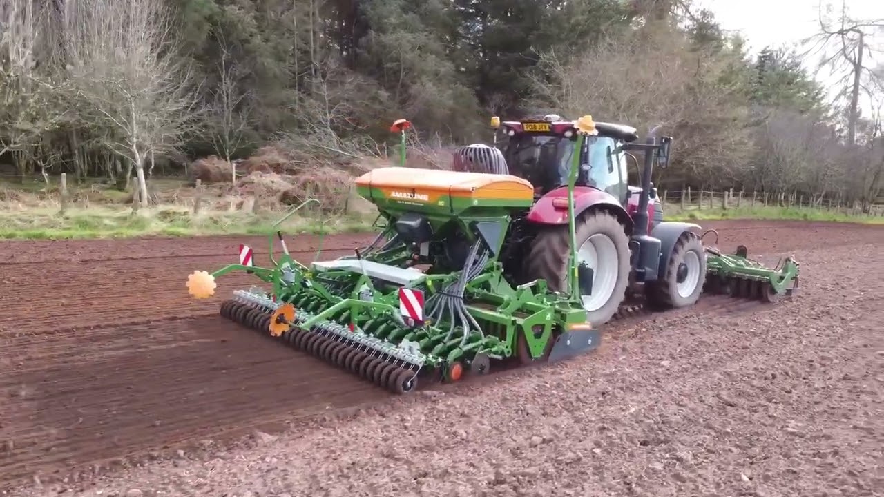 Case Puma 165 CVX with Amazone 4m ADP Special Combination Drill