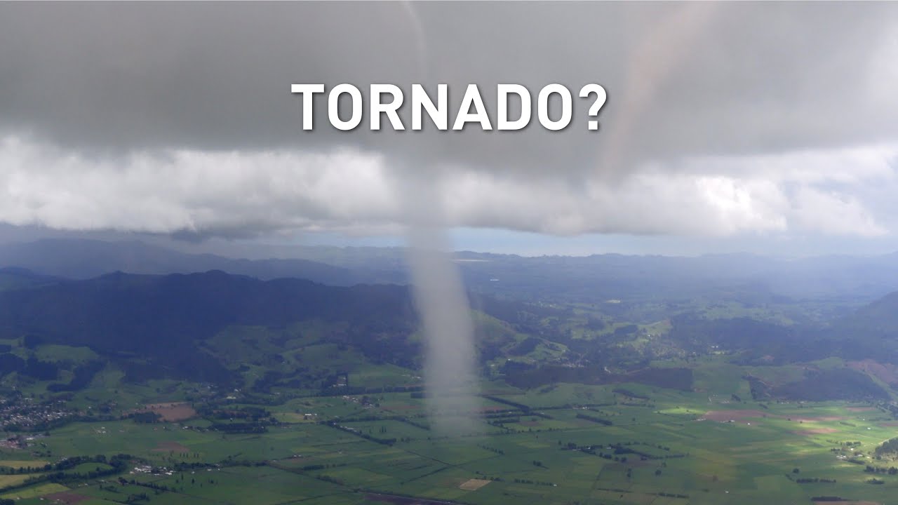 Gliding Next to a Funnel Cloud!