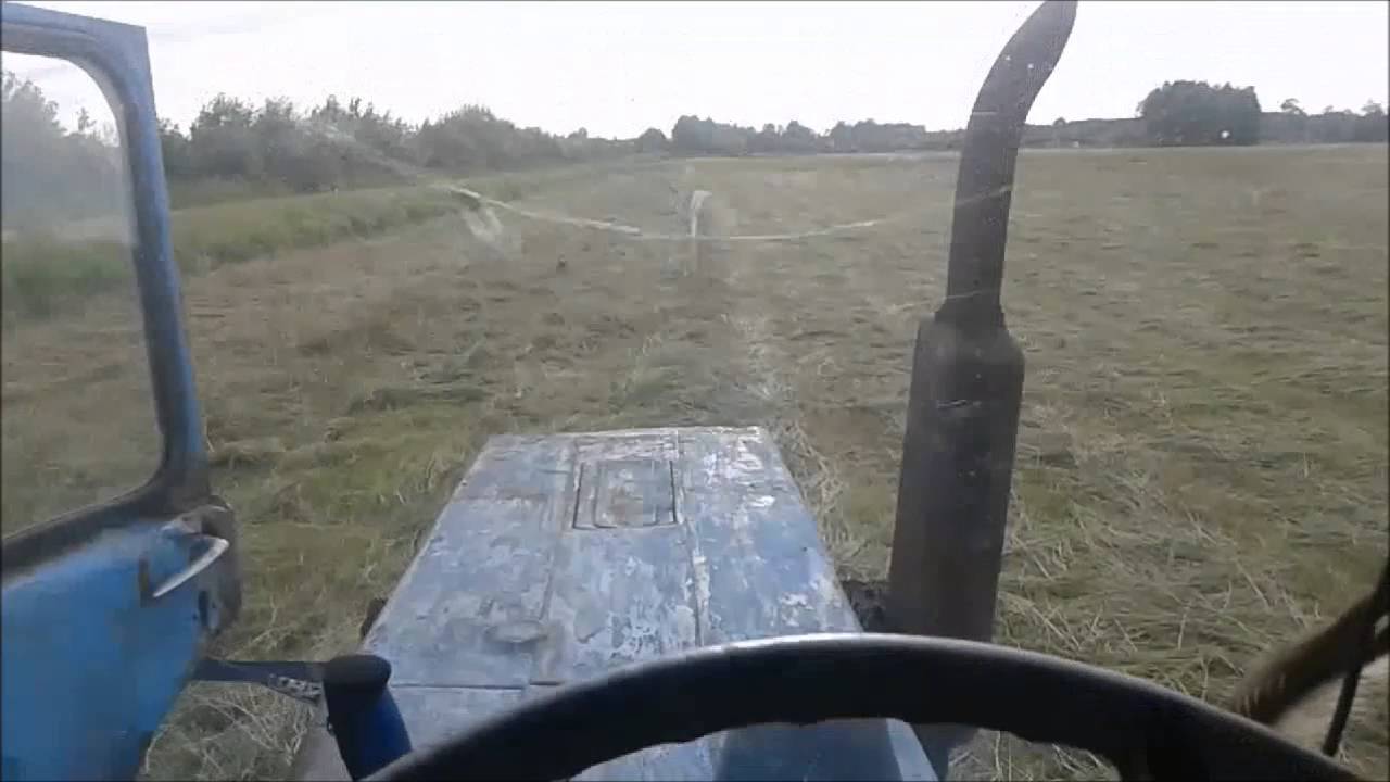 tedding grass for hay 2016