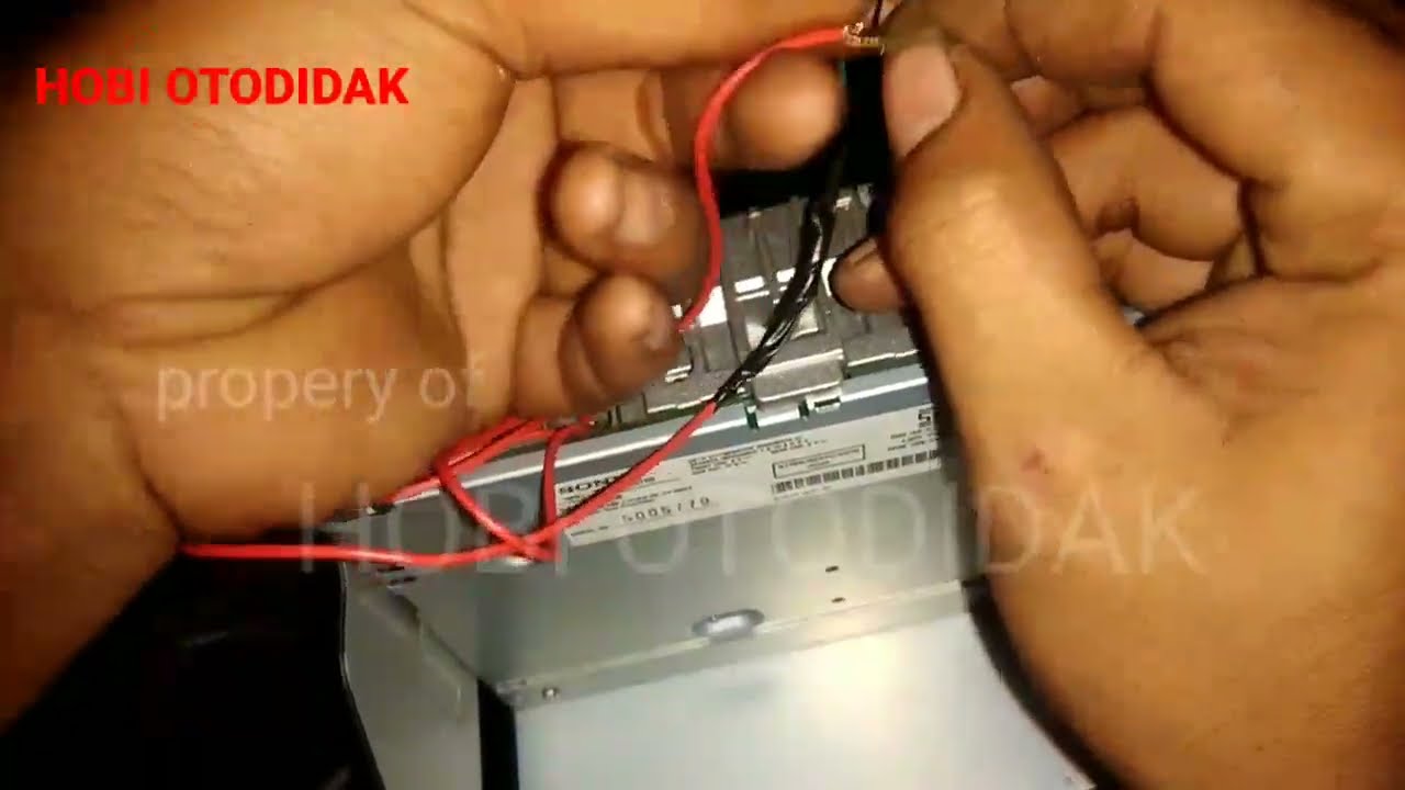pasang kamera mundur di head unit bawaan xpander