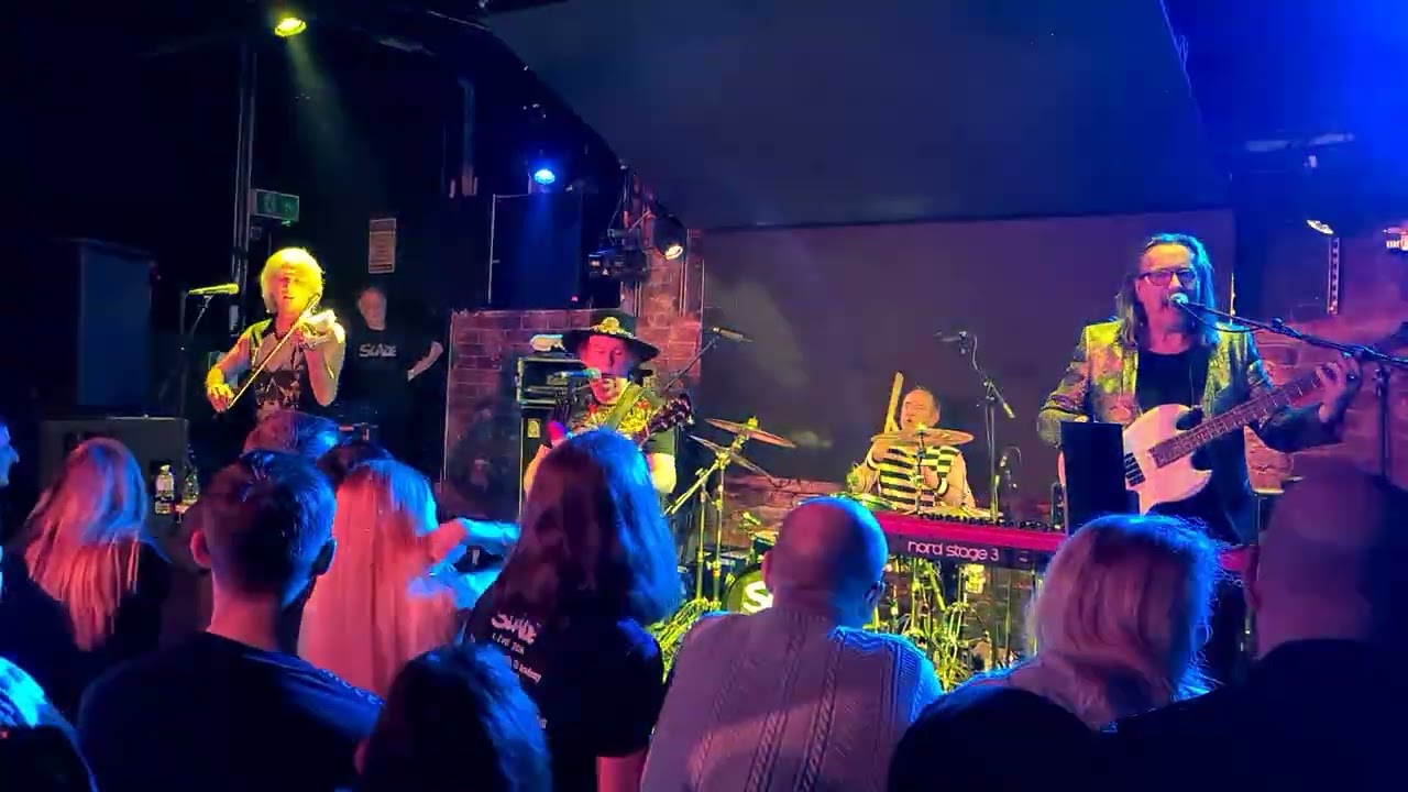 SLADE - Coz I Luv You 2022 / 12 / 22 Leeds UK SIGNGUITAR4TITO SIGN GUITAR TITO Because I Love You