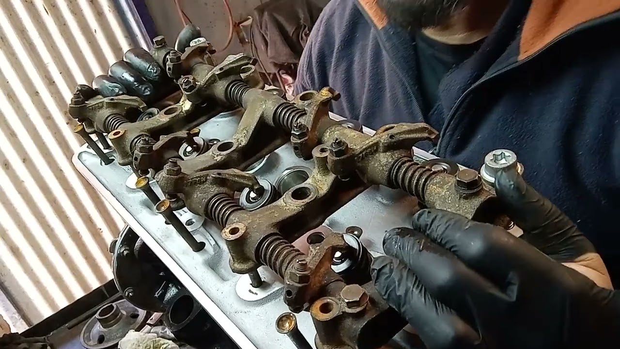Como colocar tapa de cilindro de Peugeot 504 naftero 