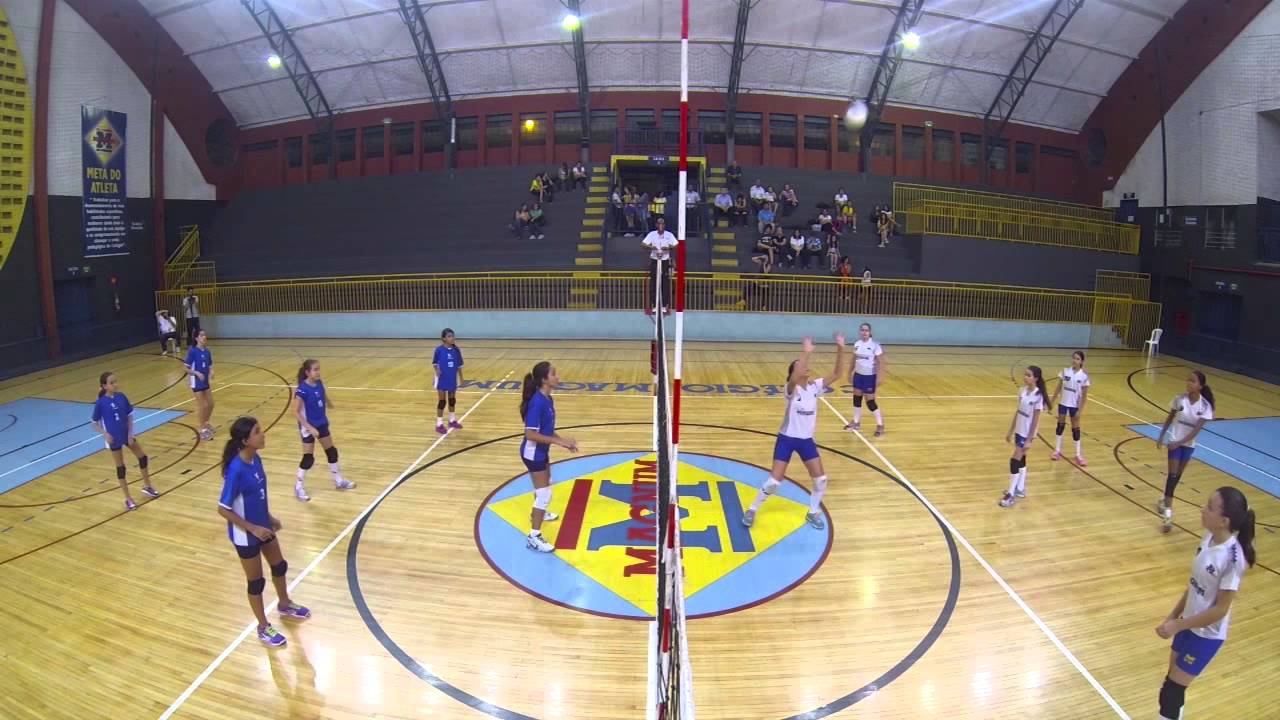 Final do voleibol feminino sub-12 no Campeonato Metropolitano Escolar.