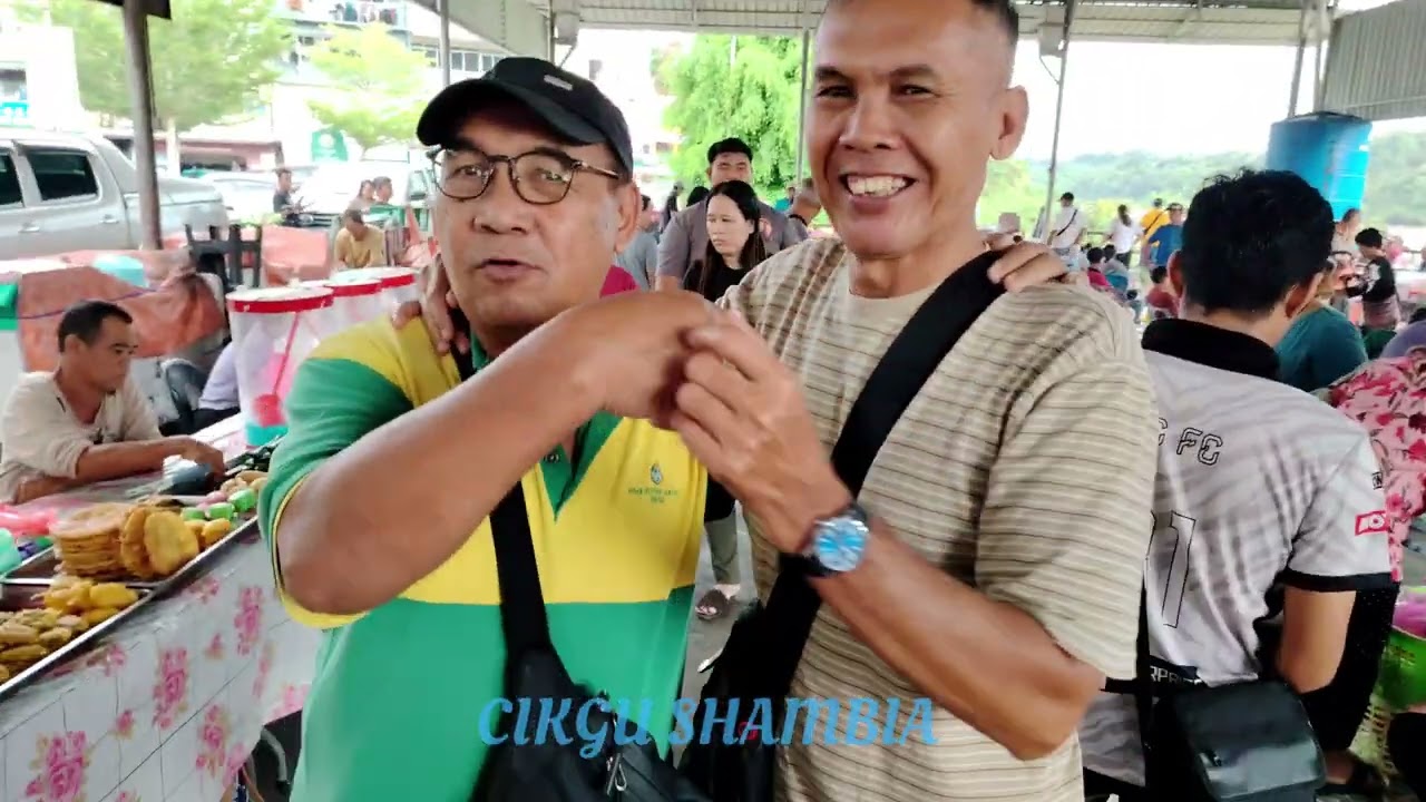SUASANA PASAR KAPIT MENJELANG HARI GAWAI DAYAK 2025