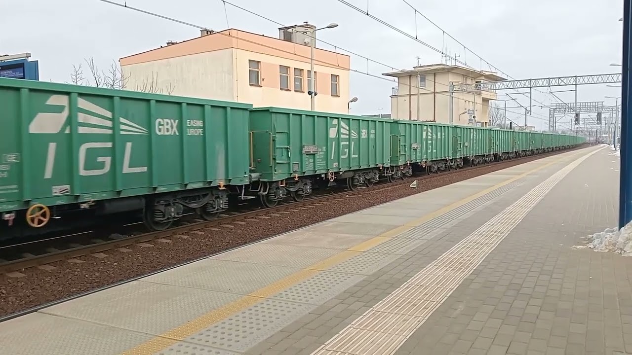 SKŁAD TOWAROWY, LESZNO