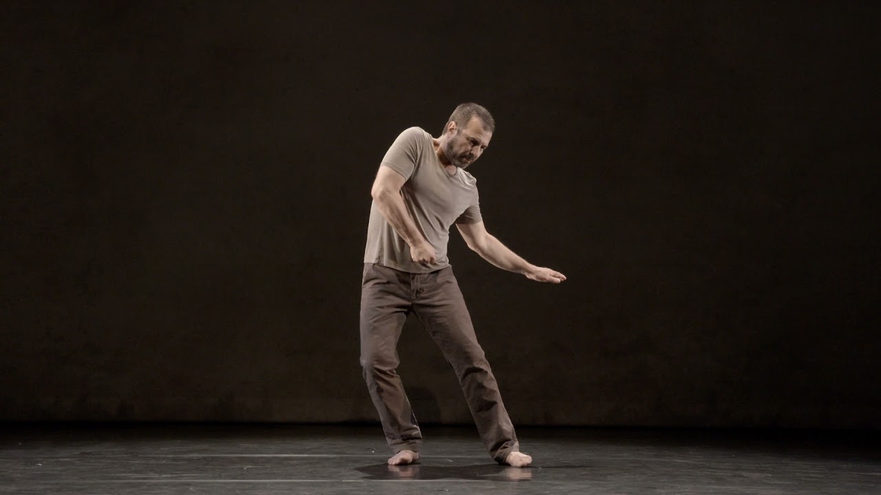 Mime Corporel - Transmission - EXTENSEUR CROISÉ - Figure Solo - D'après Étienne Decroux