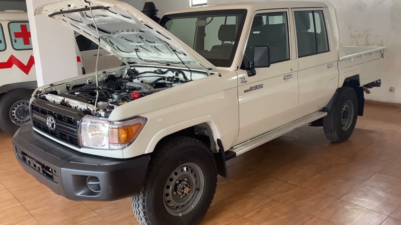 HZJ79DCAB White 2022