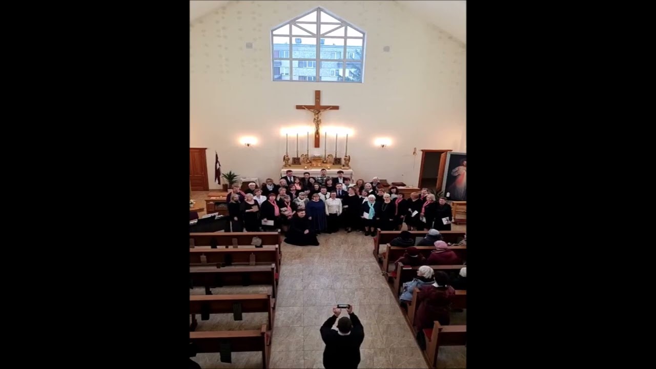 14 Nāc Miera karaliene - O Pani ufność nasza (J. Galuszka)