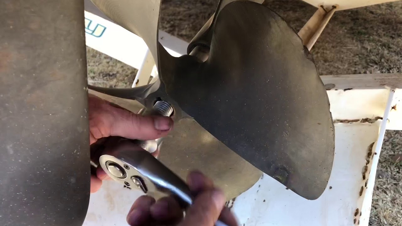 Stern Drive Prop Change - Mastercraft , Malibu , Nautique  ,Axis