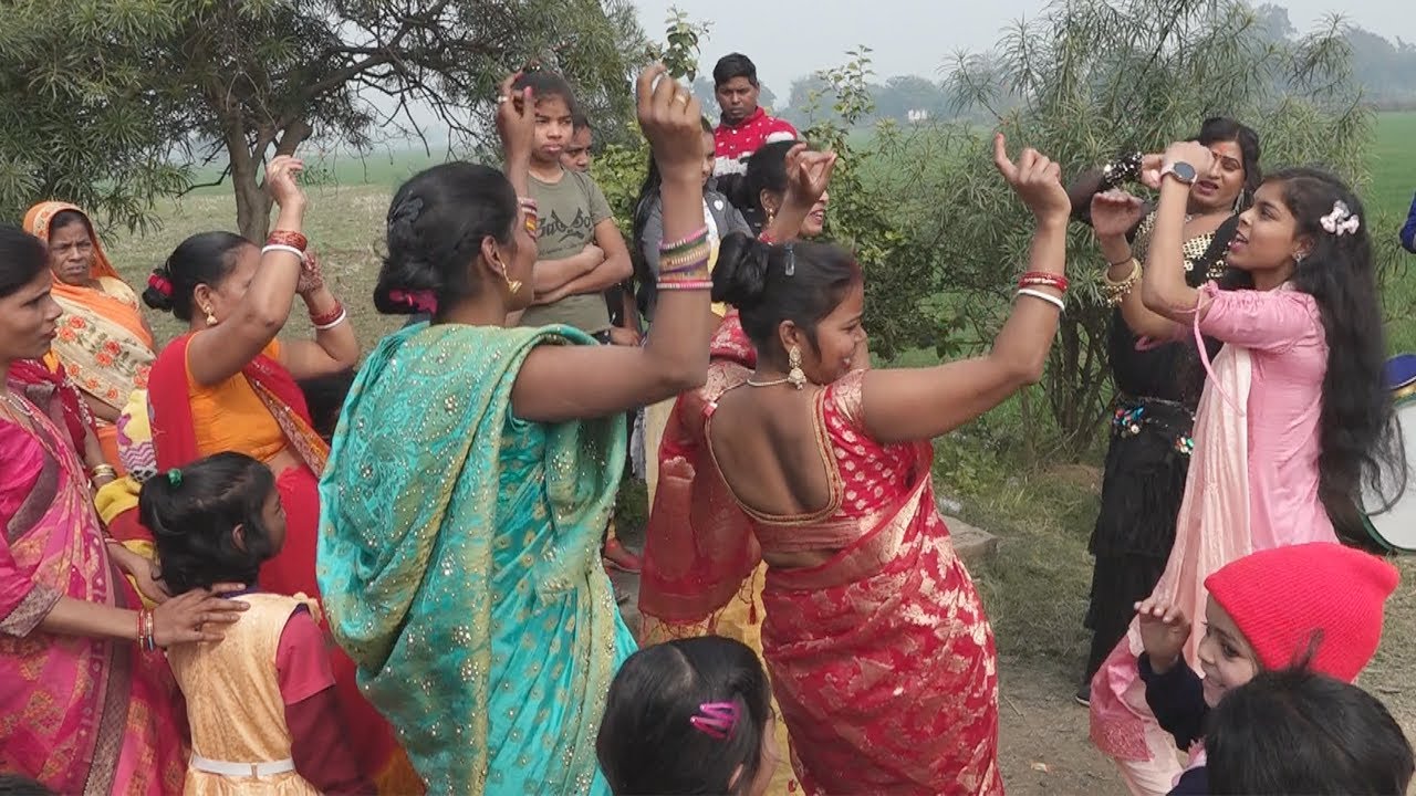 बथे मोर शरीरिया पोरे पोर छोटी रे ननदी { भोजपुरी झुमर गीत } #jhumargeet | Dehati Duniya Bhojpuri