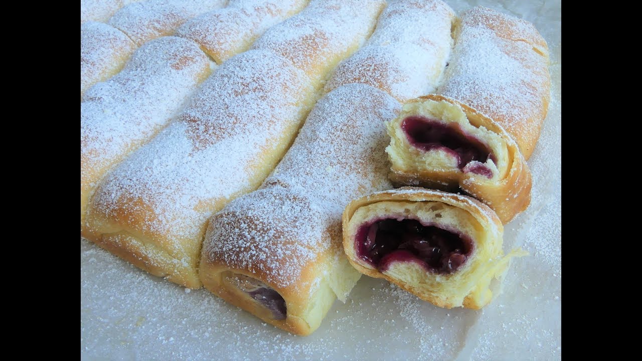 Visnja Kifle nasih snova toliko su mekane mirisne i ukusne