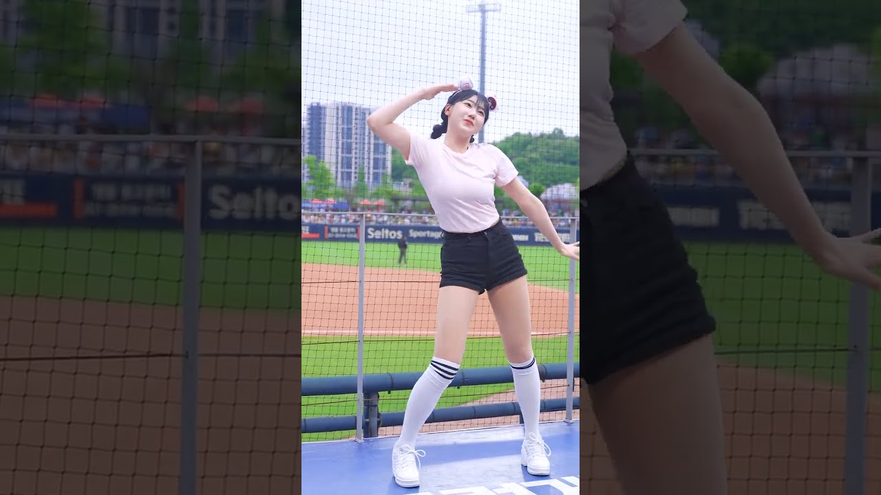감서윤(Gam seoyoon)치어리더 - 24/04/21(일) NC(광주) 'TWS - 첫 만남은 계획대로 되지 않아'