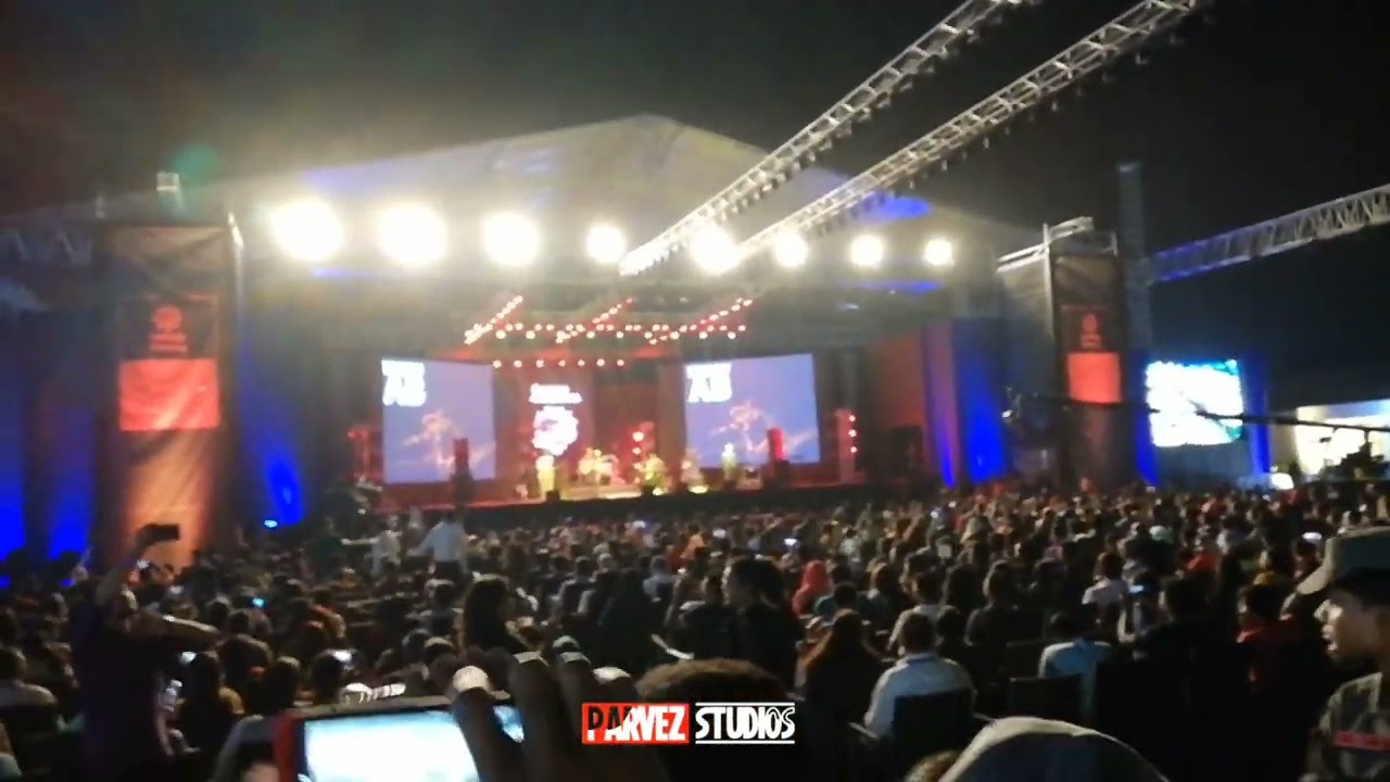 Haste Dekho Gaite Dekho - হাসতে দেখো গাইতে দেখো | Ayub Bacchu | Arong 40 Year Festival By Minar