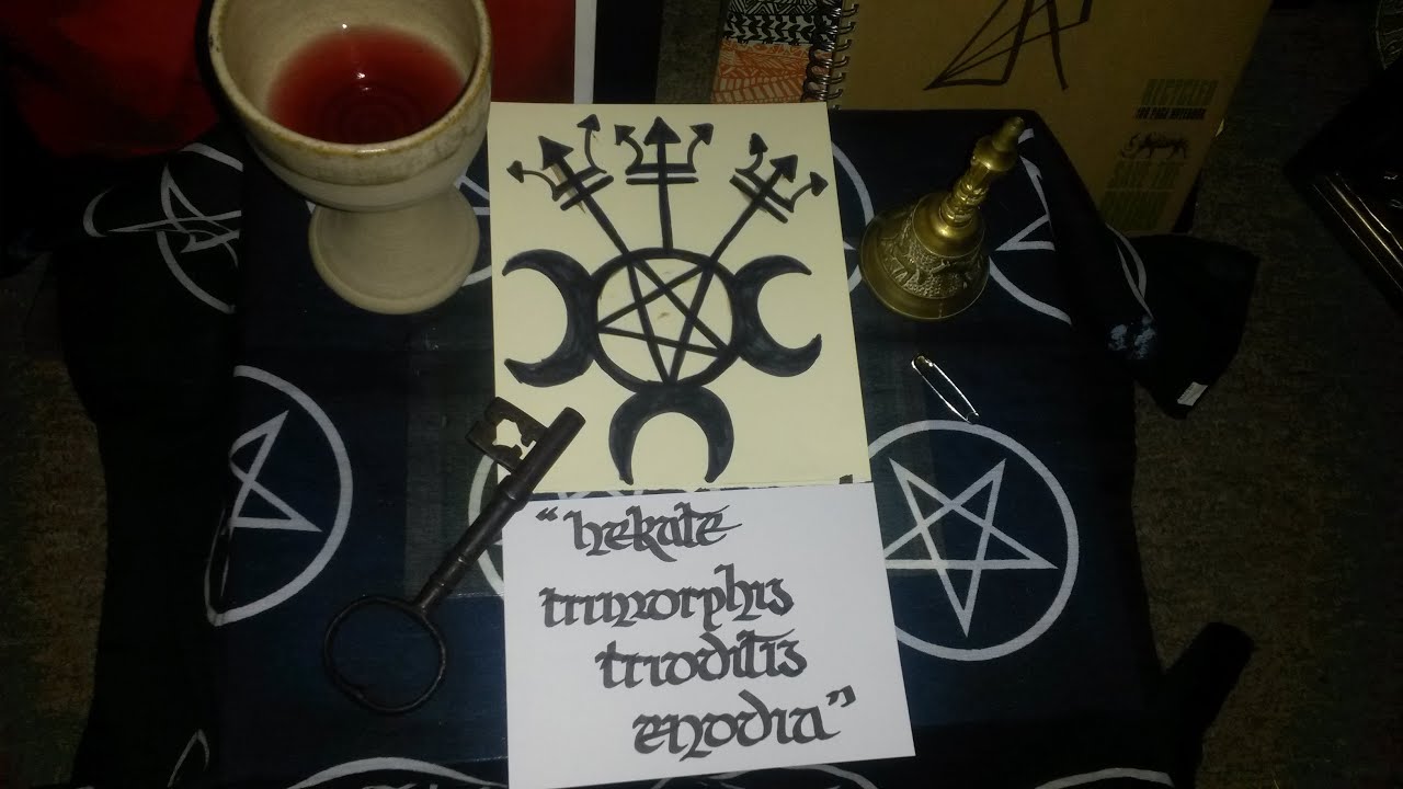 Dark Moon Ritual   Hekate Invocation & Meditation