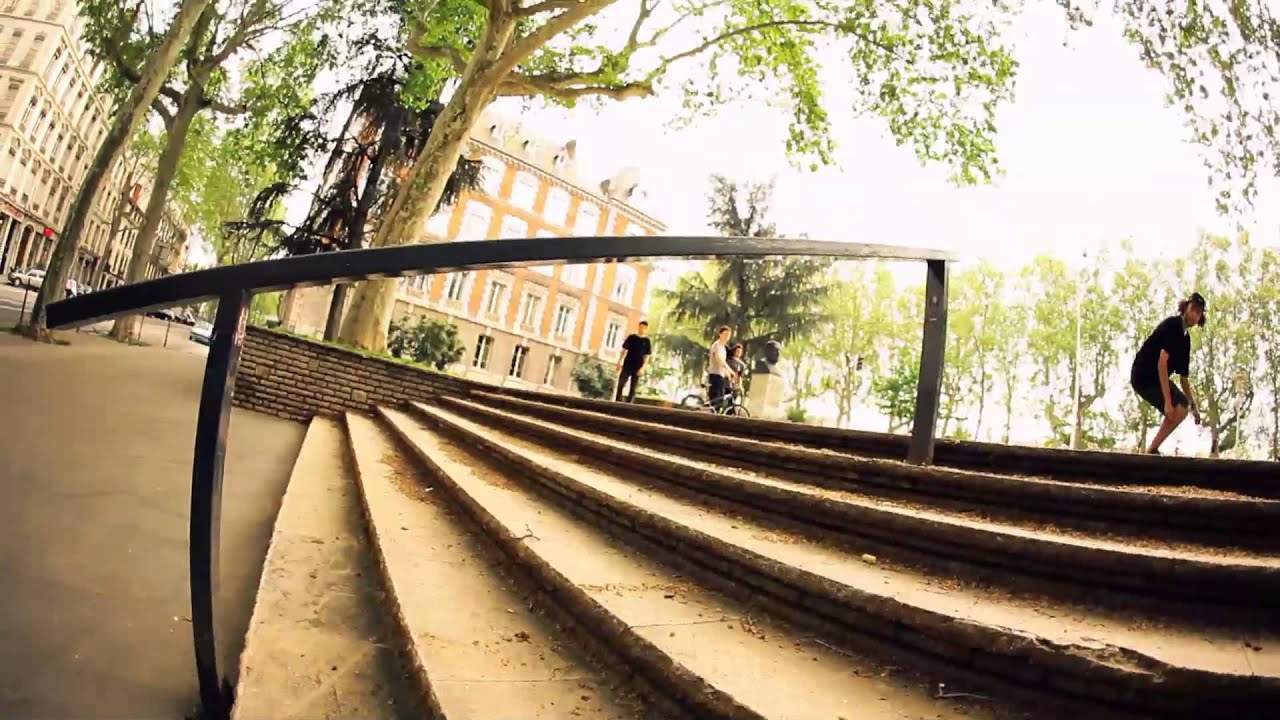 LAKAI: THE FRENCH FLARE TOUR