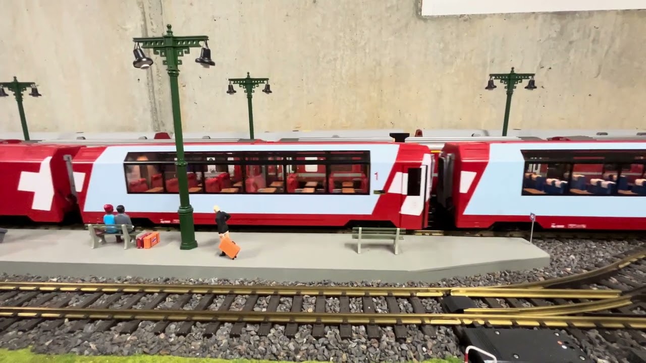 LGB RhB Glacier Express #lgb #rhb #train #gartenbahn #gardenrailway #glacierexpress #railway #spurg
