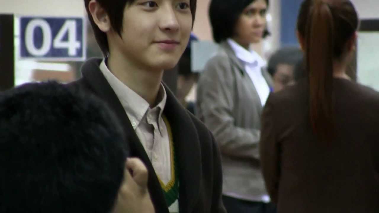 [HD]130118 EXO-K Manila airport arrival