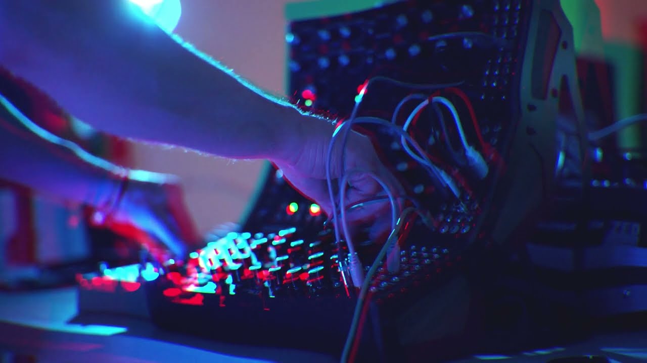 Blue Moonlight - Moog Sound Studio /Grandmother & Matriarch