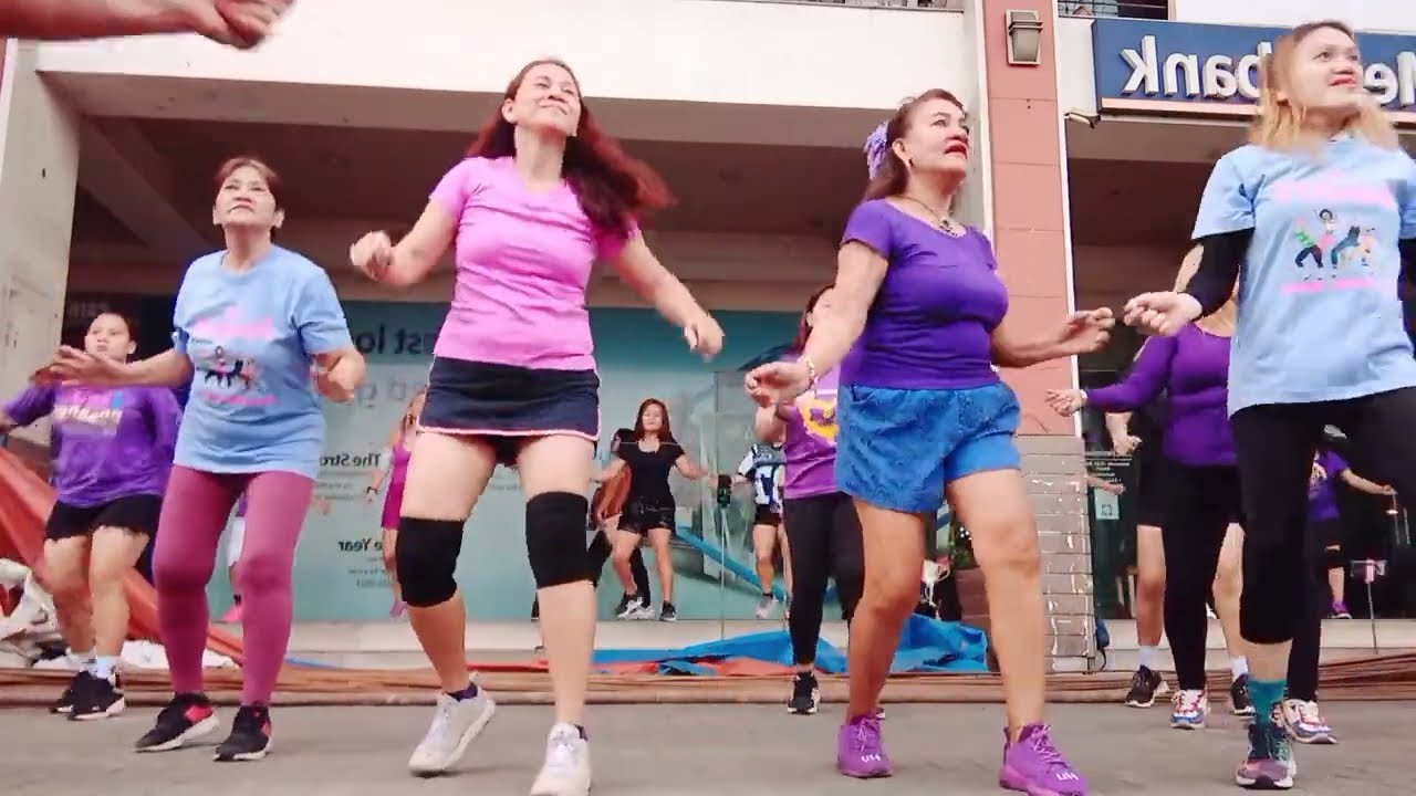 LIVIN' LA VIDA LOCA ZUMBA DANCE FITNESS #trending #viral #video #dance #fitness #trend #goodvibes 