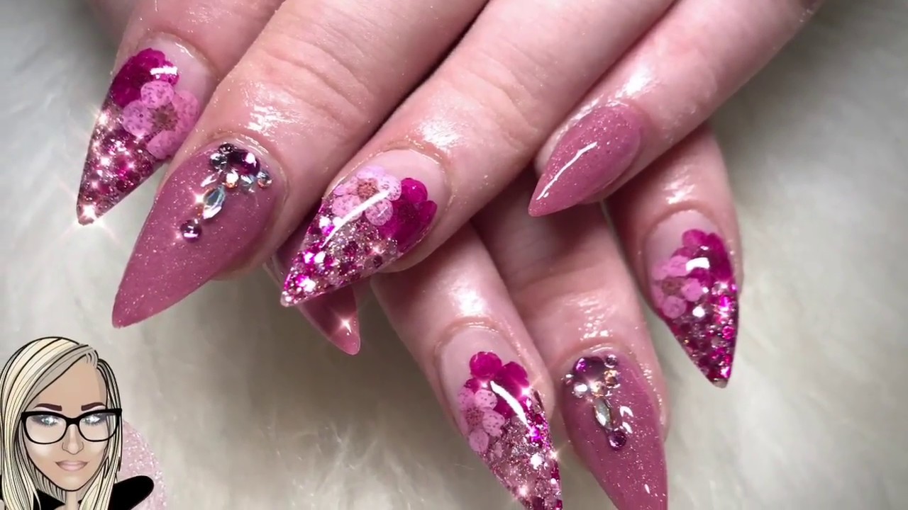 Pretty spring acrylic nails ~ dried flowers ~ glitter nails 🌸🌺