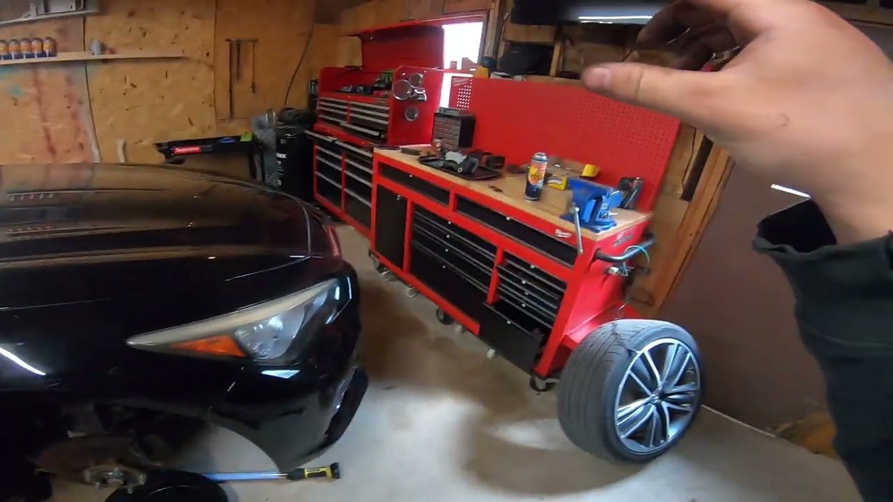 How to do your own brakes | 2014 Infiniti Q50 | Rotors and Pads
