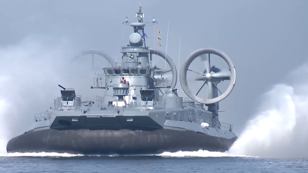 Десантные корабли на воздушной подушке России, проект Зубр