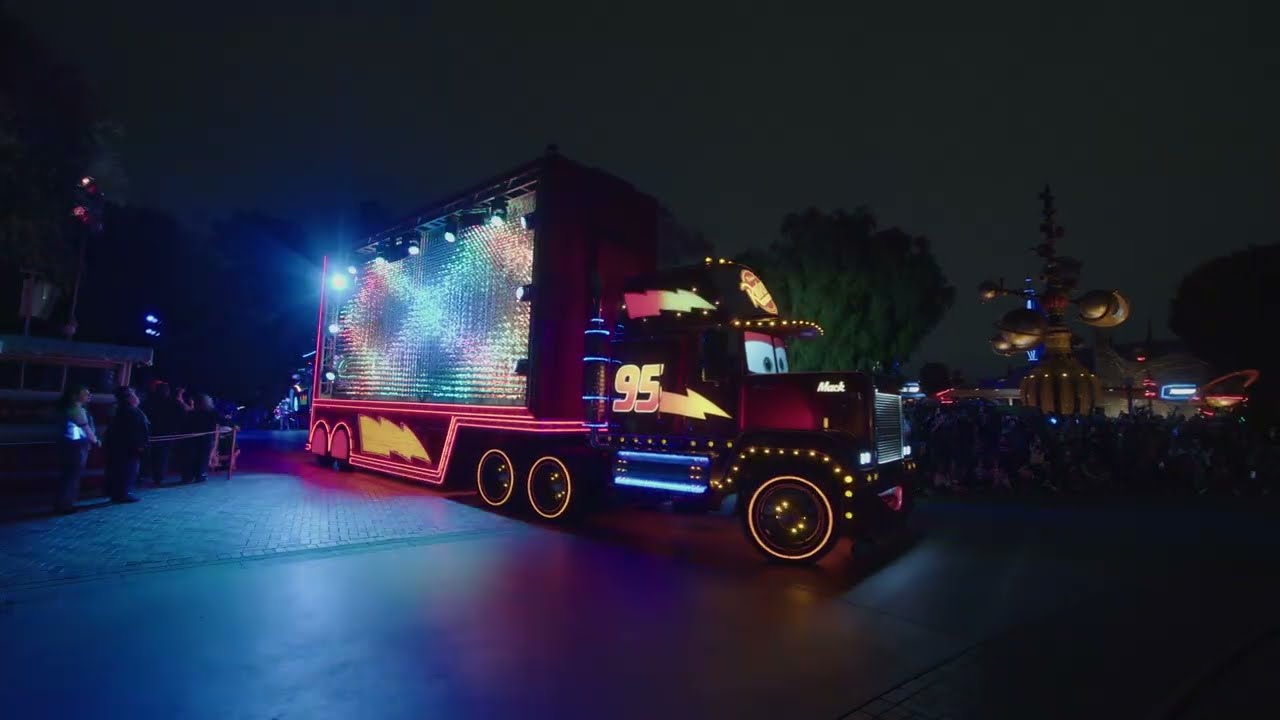 Disneyland 70th Anniversary Celebration  - Paint the Night Parade Returns - 1st Night, 5-16-25, 4K