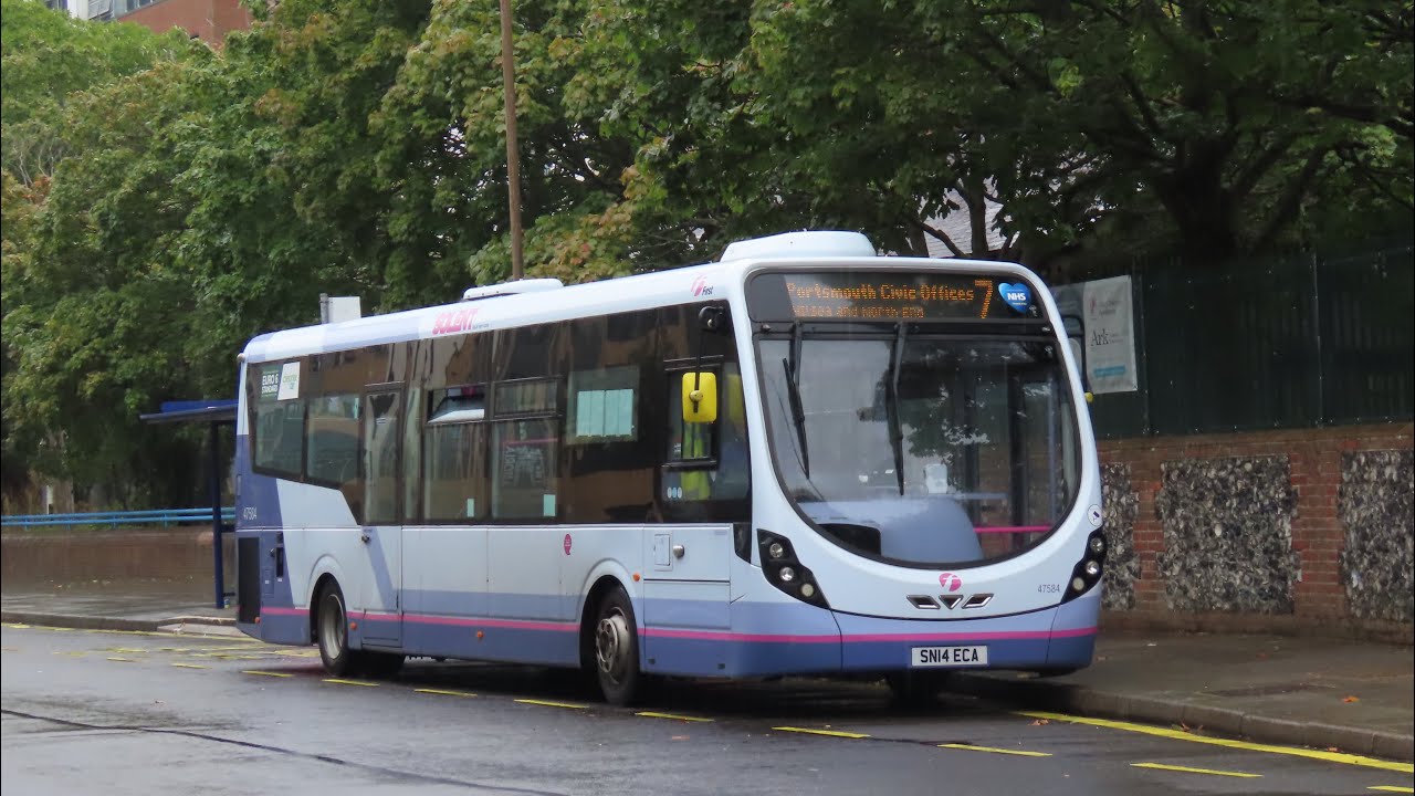 hill climb | First Solent Wright Streetlite 47584(SN14ECA) on route 7 to wecock farm