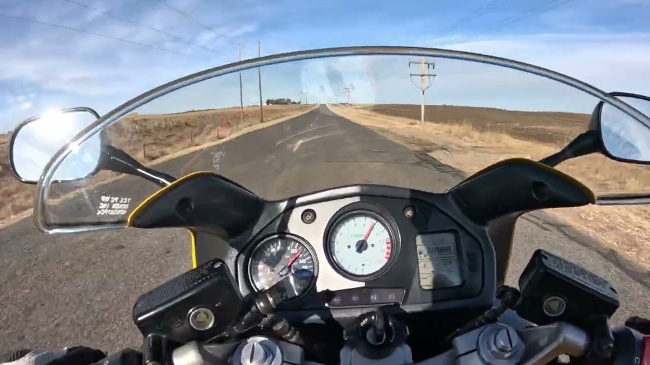 Winter riding in NE Colorado - 2000 Honda VFR800 Interceptor.