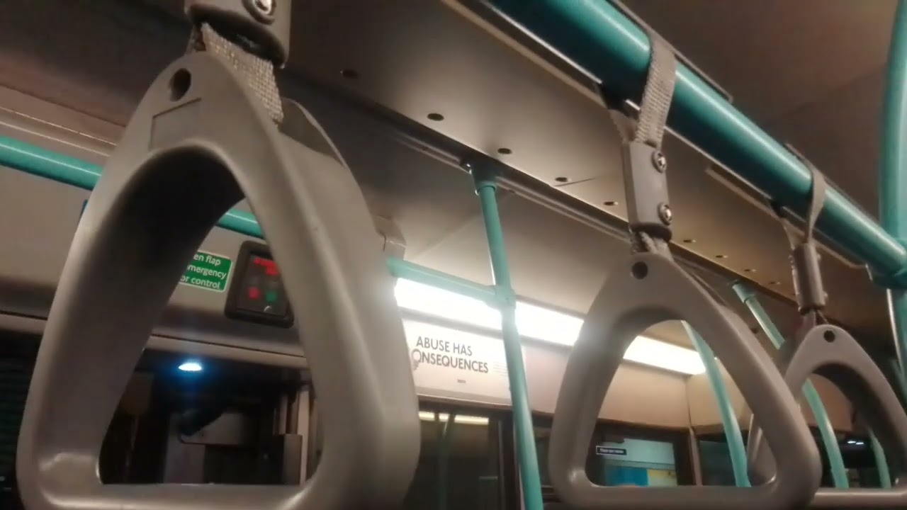ML DE1632 On Bus Route 187 (3)