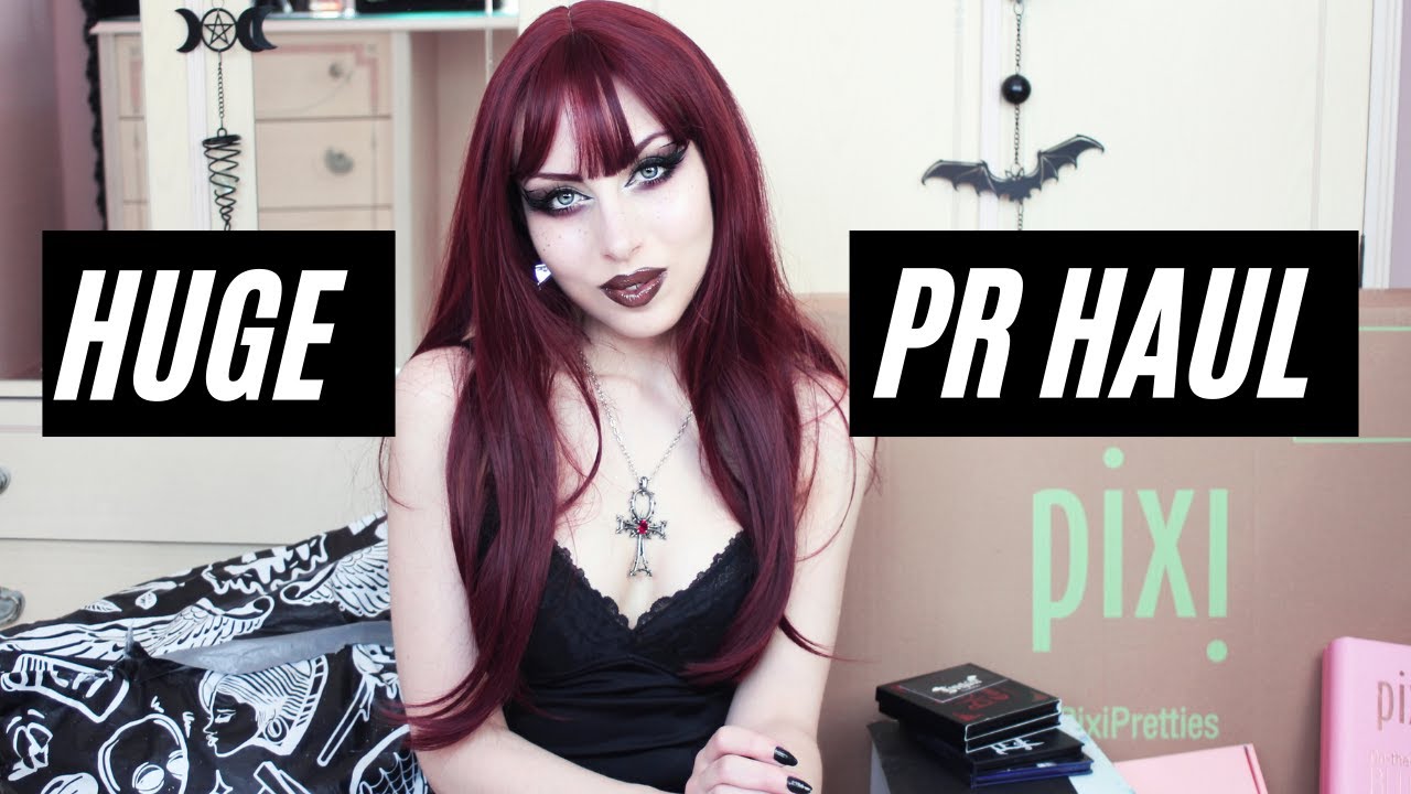 HUGE PR UNBOXING HAUL | Makeup + Goth Fashion (Pixi Dolls Kill Lip Service and more) | Vesmedinia
