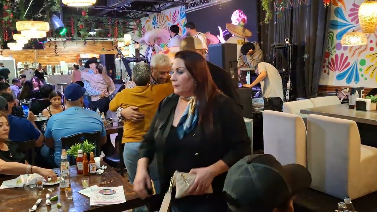 Paraiso tropical de durango  en el merequetenge dallas tx restaurant bar 