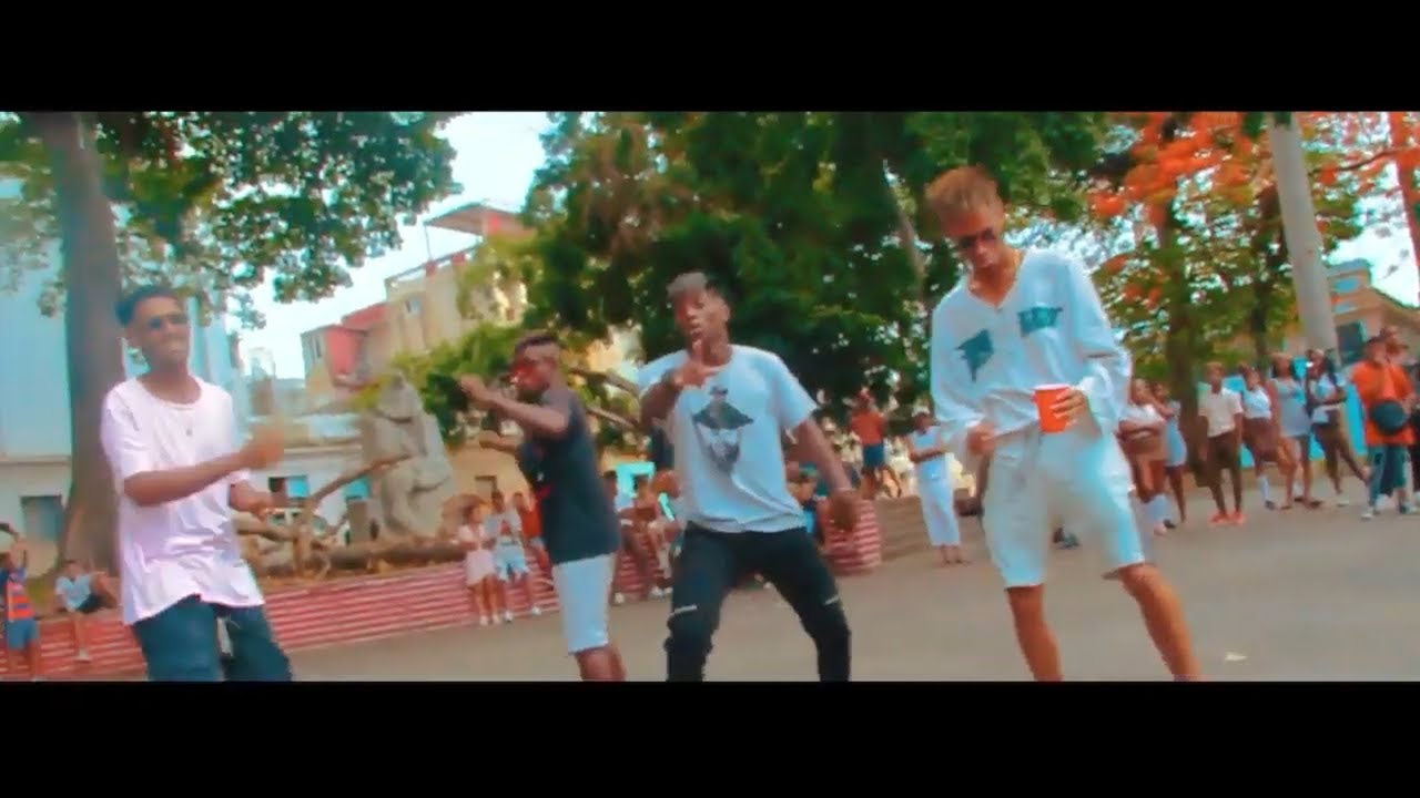 El Kimiko, Gnio & Dayroni - Osobbo Con Bachata (Video Oficial)