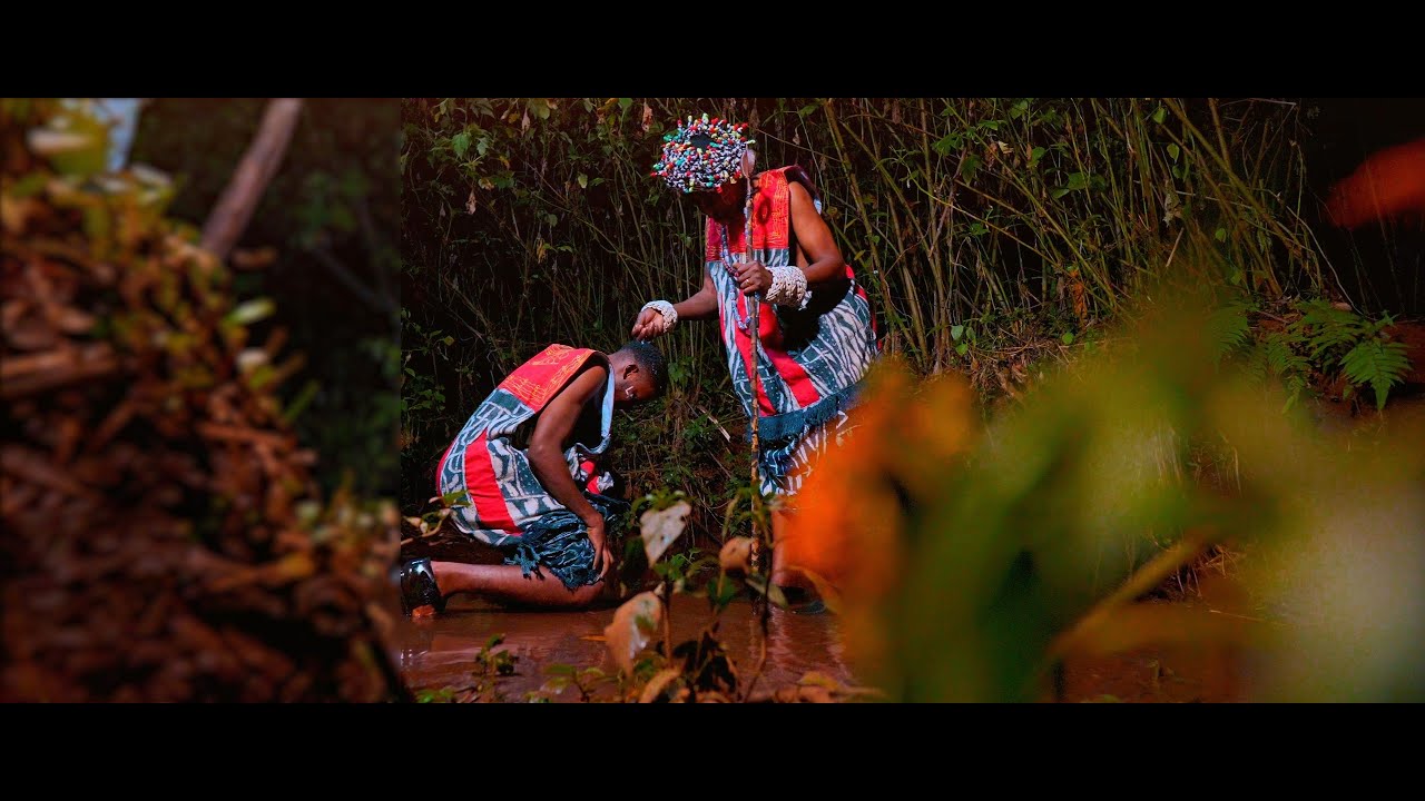 Big Lam’s_Feat_Takam 2 _ Pah (Fais attention)[Clip Officiel]