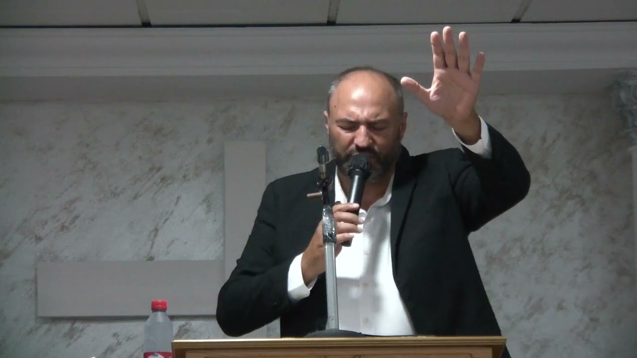 Hermano Gira de Portugal en la Iglesia Pequeña de Castellón