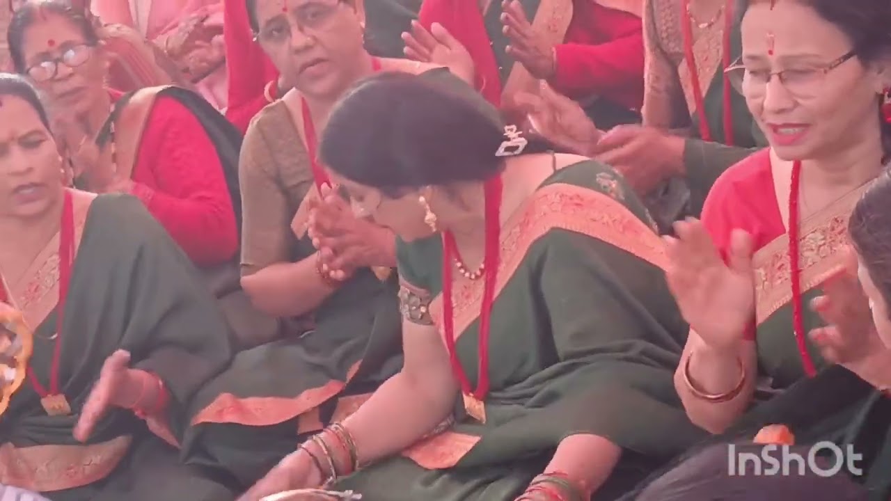 आज  फिर  हमारे पडोस  में सादी तो आज  थे किॅतन कल बारात।👌👌❤️❤️🙏👍