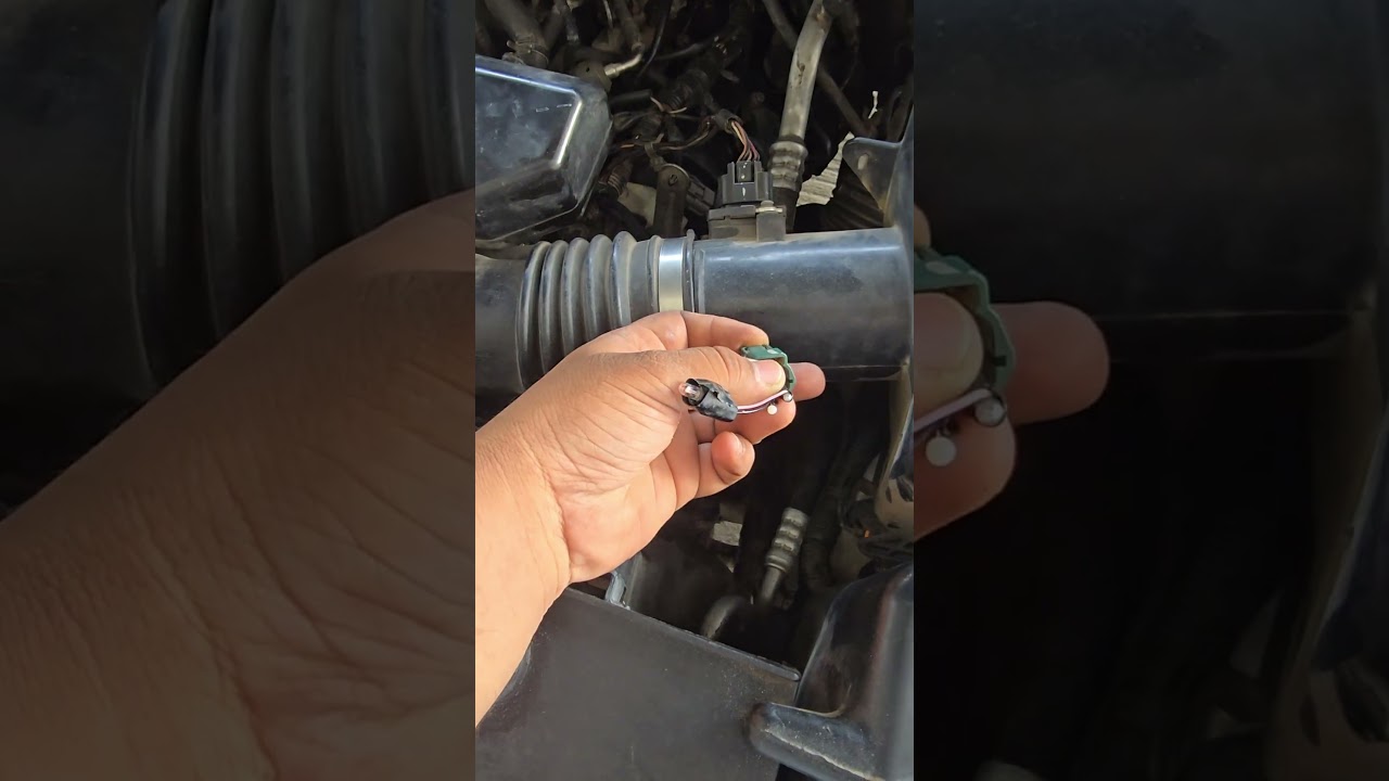 vvt solenoid voltage checking #faultfixwithhamza