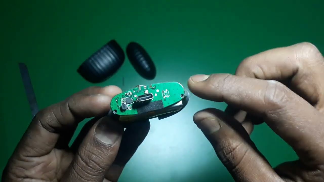 tws no charging repair boult