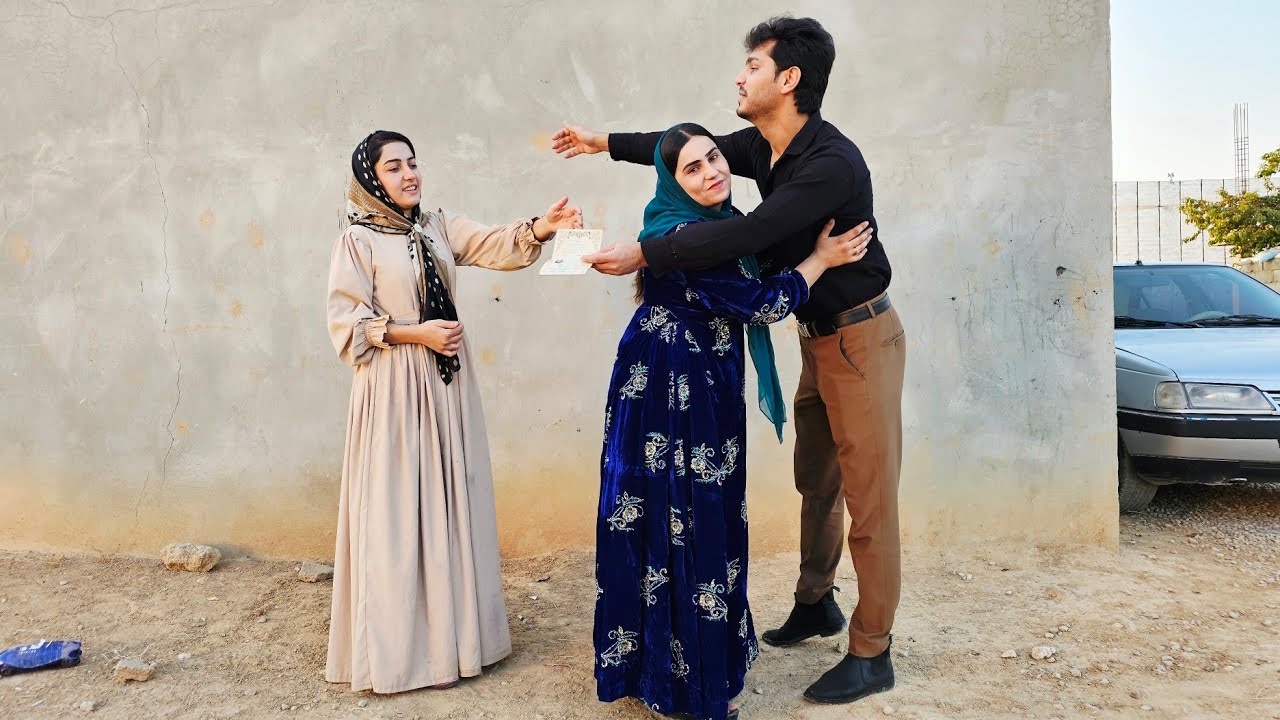 Are Omid and Zahra's kisses real or a plan to achieve their goal?